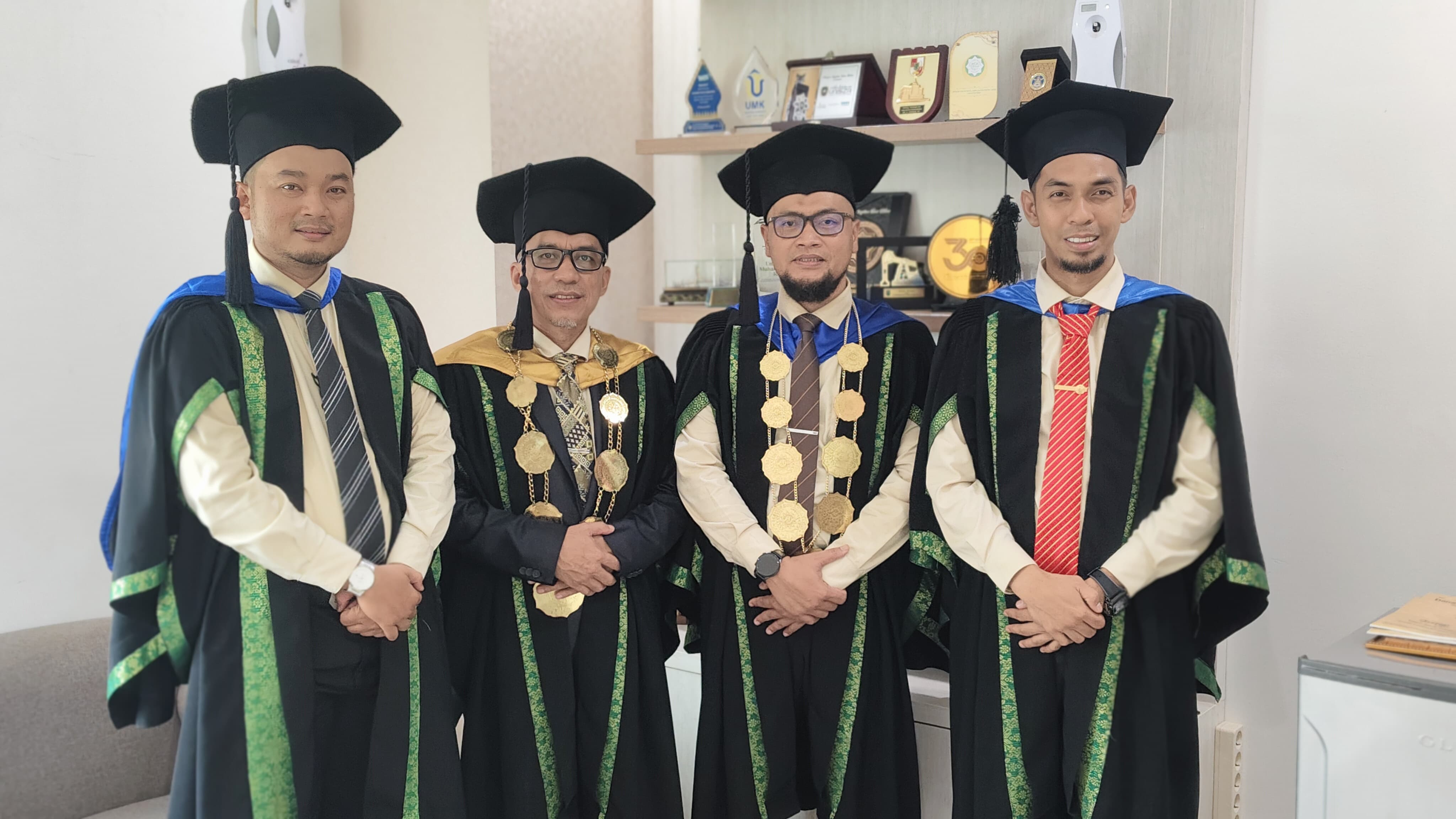 Wisuda ke-28 UMRI 2025